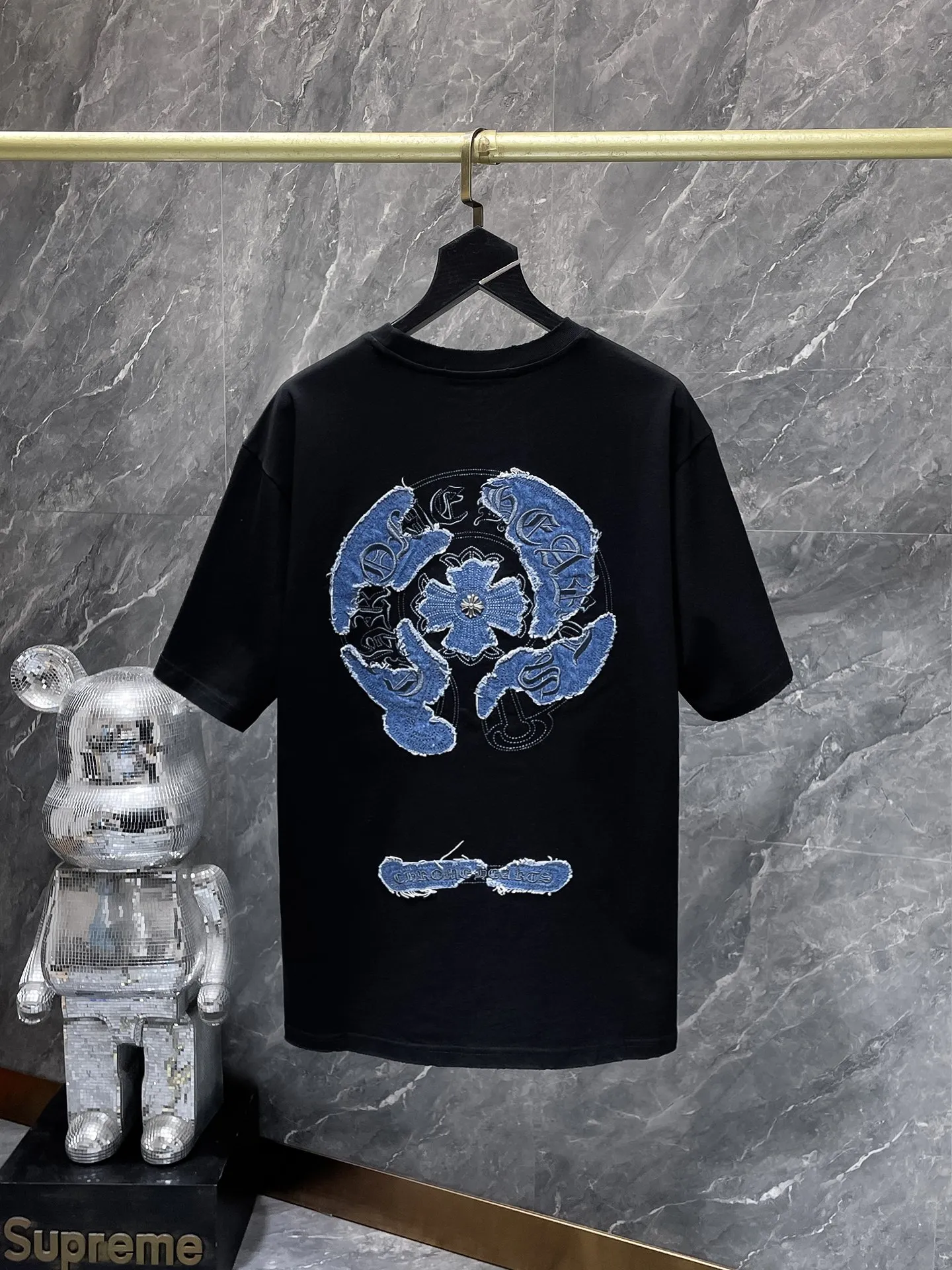 P180 New Chrome Hearts 25ss for summer, washed style, high gram weight, environmentally friendly high-quality top-grade fabric, 280g Crow Horseshoe Contrast Color Patch Short Sleeves, heavy-duty pure hand-cut patch embroidery process, counter synchronization, replica version 1:1, recommended color: black, white, size: S, M, L, XL